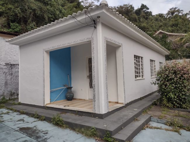 Casa - Venda: Centro, Rio Bonito - RJ