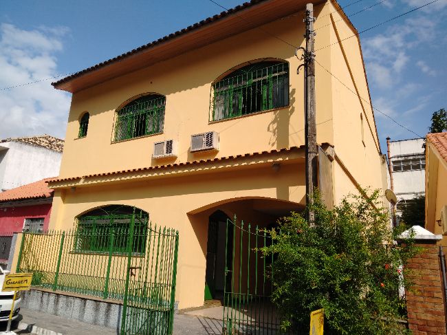 Casa - Aluguel: Centro, Rio Bonito - RJ