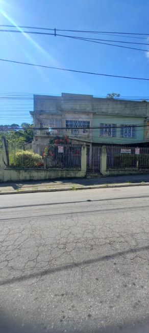 Casa - Venda: Rua Ver. Joaquim de Castro, Rio Bonito - RJ