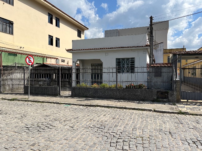 Ponto Comercial - Aluguel: Centro, Rio Bonito - RJ