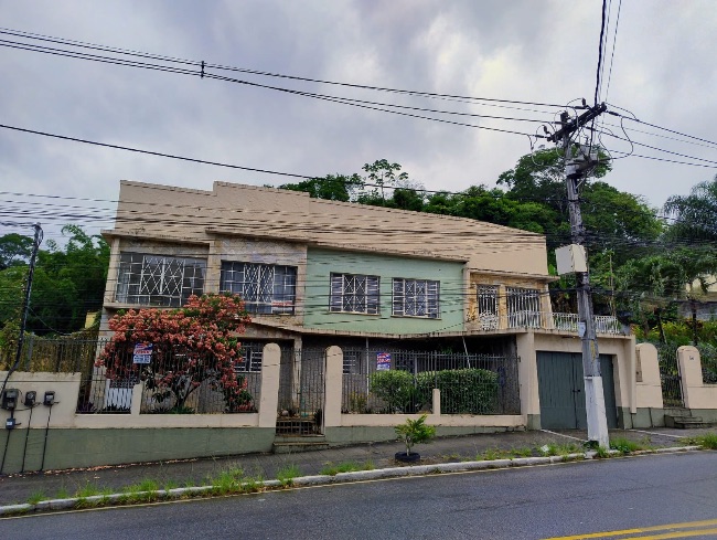 Casa - Aluguel: Centro, Rio Bonito - RJ