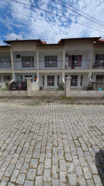 Casa de Vila - Aluguel: Centro, Rio Bonito - RJ