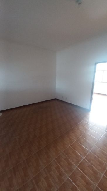 Casa - Aluguel: Centro, Rio Bonito - RJ