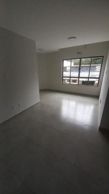 Loft - Aluguel: Centro, Rio Bonito - RJ