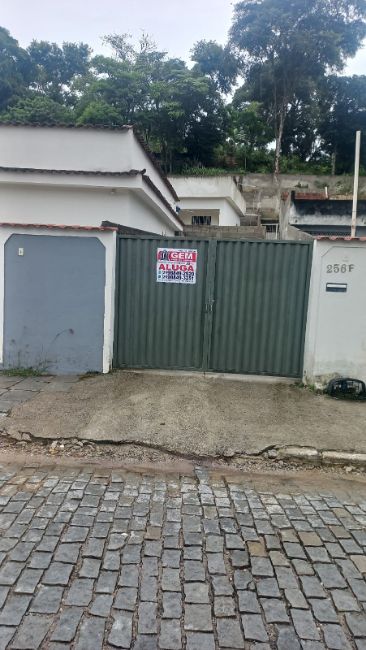 Casa - Aluguel: Rio do Ouro, Rio Bonito - RJ