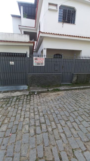 Casa - Aluguel: Centro, Rio Bonito - RJ