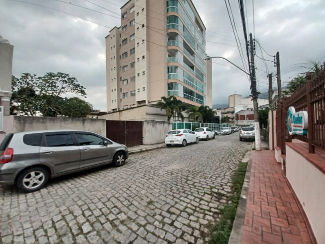 Terreno - Venda: Centro, Rio Bonito - RJ